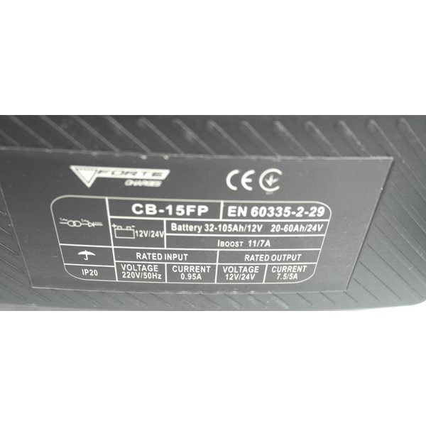 Зарядное устройство Forte CB-15FP, 220 В ,для аккумуляторов